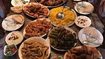 استشارية أسرية: وضع خطة للعزومات قبل رمضان يوفر الجهد ويعزز الراحة