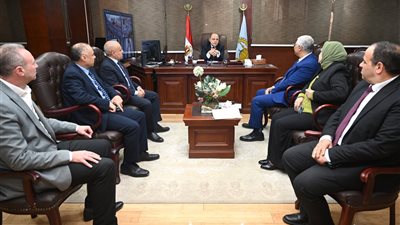 محافظ الغربية يستقبل وفدي شركة الكهرباء ونقابة المحامين لتهنئته على تولي منصبه