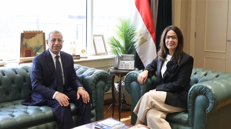 جيهان زكي وزيرة الثقافة
