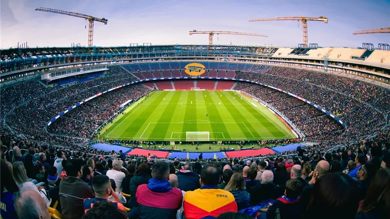 برشلونة