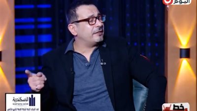 الفن يجب أن يحترم قيم المجتمع| محمد نجاتي ينتقد الفهم الخطأ للتلامس