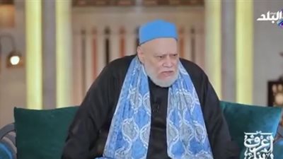 هل بقايا الطعام بين الأسنان تُفطر الصائم؟.. علي جمعة يجيب