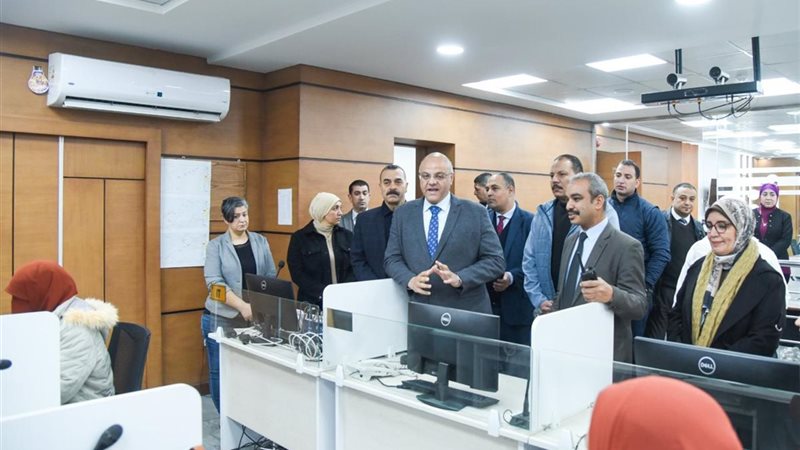 محافظ الإسكندرية