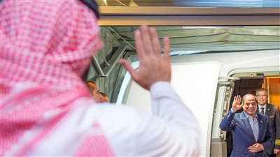 بعد لقاء أخوي دبلوماسي.. ولي العهد السعودي بن سلمان يودع الرئيس السيسي 