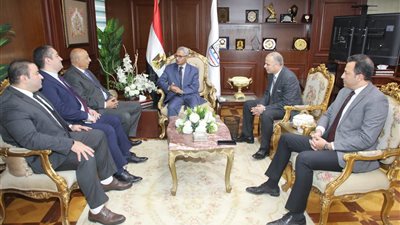 محافظ بني سويف يستقبل رئيس نادي القضاة ويؤكد التزامه بخدمة المواطنين