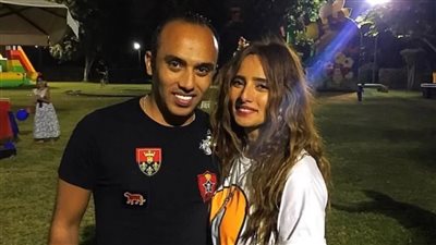 طلب خاص من فيفي عبده للجمهور.. ورسالة مؤثرة لمساندة زينة في فاجعتها