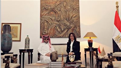 مصادر تكشف لـ نیوز رووم كواليس لقاء وزيرة الثقافة مع تركي آل الشيخ