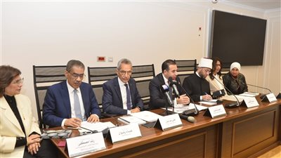 ضياء رشوان: حظر الهواتف في المدارس ضرورة ومشروع قانون شامل للأطفال على الطريق