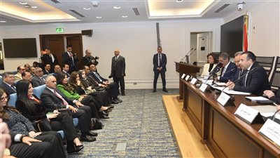 مستشار وزراة الاتصالات يكشف ملامح وفلسفة قانون حماية الأطفال من مخاطر السوشيال