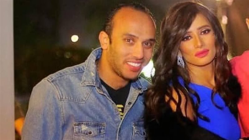 زينة وشقيقها إسلام