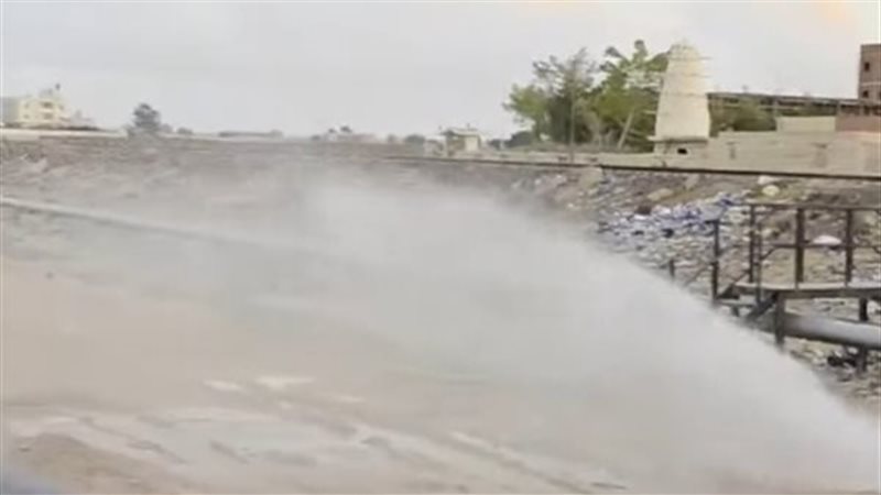 كسر مفاجئ بخط مياه