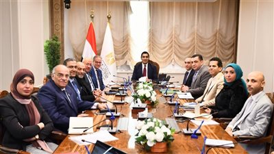 وزير الشباب والرياضة يلتقي بالمنظمة المصرية لمكافحة المنشطات