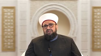 لا تدركه العقول.. أستاذ شريعة: لا تفكروا في ذات الله بل في خلقه