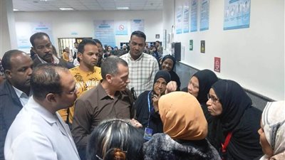 للوقوف علي أهم المشكلات.. زيارة ميدانية مفاجئة لمحافظ أسوان لمركز الأورام 