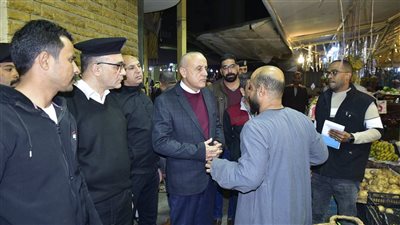 محافظ الأقصر يتفقد مجمع مواقف شرق السكة وسوق الخضروات ويوجه بمصادرة الكارو