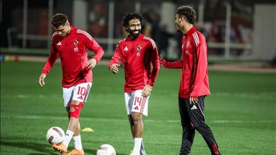 الأهلي يختتم تحضيراته لمواجهة المقاولون بتدريبات بدنية قوية