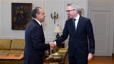 مصر والنرويج تتفقان على توطين توربينات الرياح ومحطات تحلية بالطاقة الشمسية
