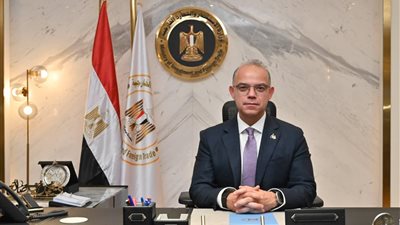 رئيس الوزراء يوسع قاعدة الحوافز الاستثمارية للصناعات الوطنية