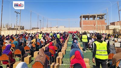 إحتفالية لتوزيع 520 كرتونة مواد غذائية على الأسر الأولى بالرعاية بالفيوم