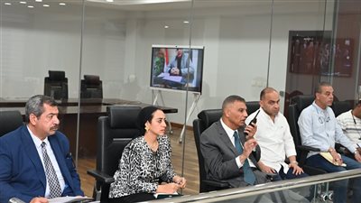 محافظ جنوب سيناء يبحث مع رؤساء المدن موقف تنفيذ مشروعات الخطة الاستثمارية