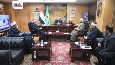 مديرأوقاف يهنئ محافظ الفيوم بتجديد الثقة ويبحث معه خطط التوعية الدينية 