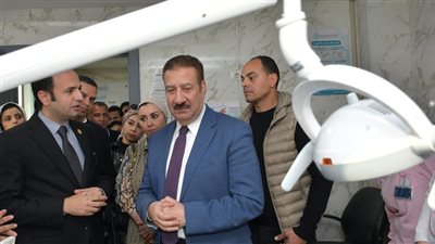 محافظ بورسعيد يشدد على تقديم خدمات طبية لائقة بوحدة صحة المناخ 2 