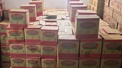 ضبط بقالين هربوا كميات من الزيت والسكر المدعم للسوق السوداء بالبحيرة