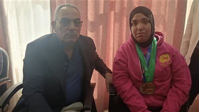 محافظ الإسماعيلية يستقبل المواطنين في أول لقاء لخدمة المواطنين بمكتبه