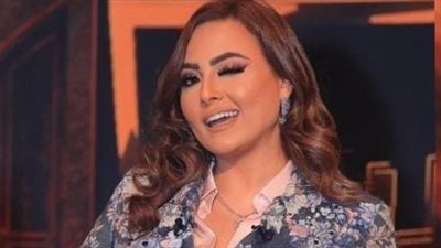 «مؤمنة بالحسد والسحر».. بشرى: في رجالة عينها وحشة زي الستات