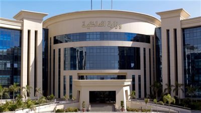الداخلية تمنح نزلاء الإصلاح والتأهيل زيارة استثنائية بمناسبة أعياد المرأة 