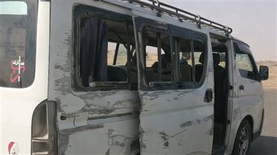 إصابة شخصين فى حادث انقلاب سيارة ميكروباص بطريق السخنة بالسويس 