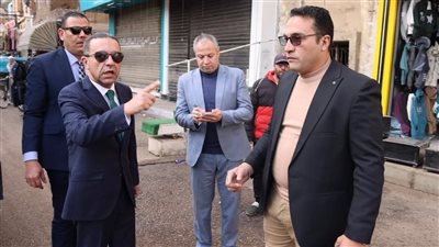 محافظ المنوفية يشدد على رئيس حي غرب بإزالة كافة الإشغالات بالشوارع