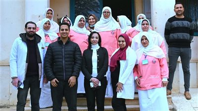 محافظة البحيرة تكرم العاملين بوحدة صحة الأسرة بقرية صفط العنب بكوم حمادة