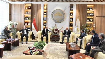 رئيس جامعة مدينة السادات يستقبل النائبين إسلام الفيشاوي ومحمد صبحي لتهنئته