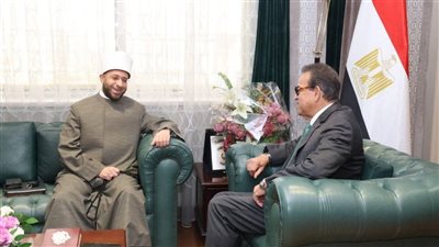 وزير الصحة يستقبل وزيري الأوقاف والثقافة لبحث الخطاب التوعوي بشأن السكان 