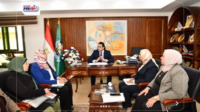 نائب محافظ الفيوم يناقش استعدادات انطلاق مبادرة أنا متعلم مدى الحياة