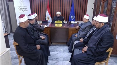 مديرية أوقاف دمياط تعقد اجتماعا لمتابعة العمل الدعوي وتعزيز الأداء بالمساجد