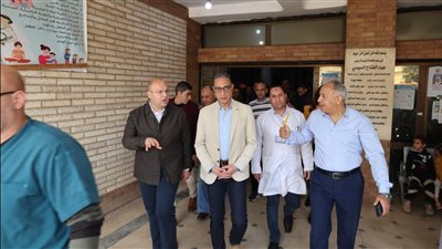 لمتابعة مستوى الخدمات الصحية.. محافظ الجيزة يتفقد مستشفى البدرشين المركزي