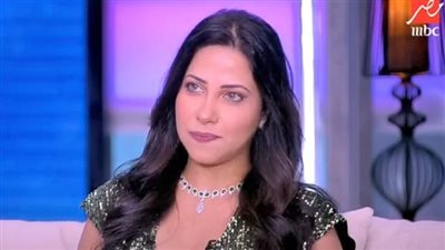 وفاة والد الفنانة ياسمين جمال بعد صراع مع المرض والجنازة بمسجد الصديق