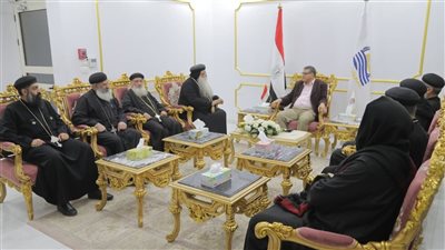 محافظ قنا يستقبل الأنبا تكلا والوفد المرافق له لتهنئته بتوليه مهام منصبه 