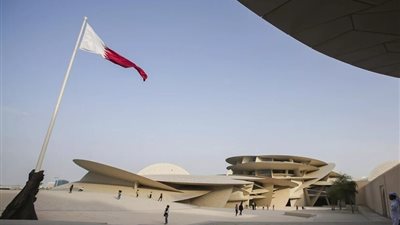 قطر تعلن إغلاق حركة الملاحة الجوية مؤقتًا ضمن إجراءات احترازية