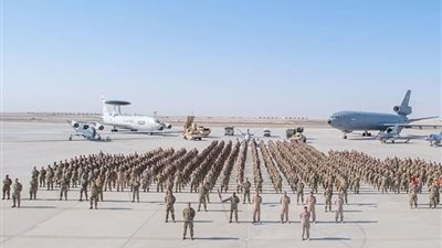 الإمارات تحت التصعيد.. صواريخ إيرانية تستهدف قاعدة الظفرة الجوية