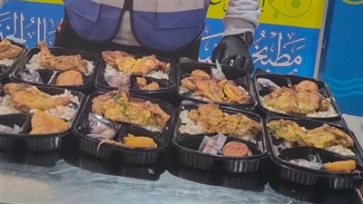 من قلب الزرقا.. تعبئة 500 وجبة ضمن مبادرة سبيل بحياة كريمة في دمياط