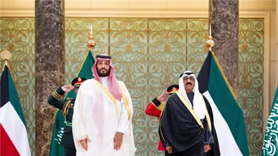 ولي العهد السعودي يؤكد دعم المملكة الكامل للإجراءات التي تتخذها الكويت