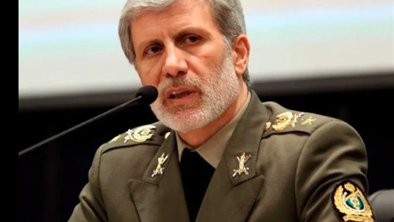 وزير الدفاع الإيراني