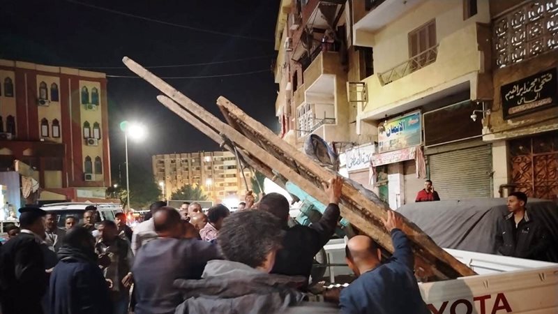 ازالة الاشغالات من