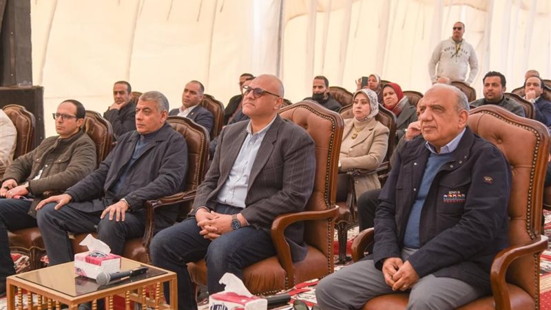 وزير الكهرباء ومحافظ