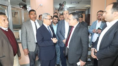 محافظ بني سويف يتفقد المركز التكنولوجي باهناسيا لمتابعة منظومة التصالح