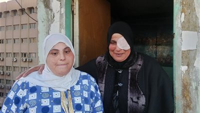 الحاجة وفاء تستغيث: فقدت عيني بسبب رفض الفساد وأطالب بتنفيذ الحكم وعلاجي