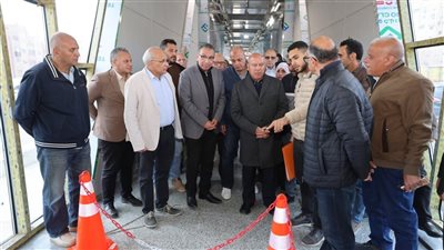 وزير النقل يتفقد التشطيبات النهائية للمرحلة الثانية من الأتوبيس الترددي السريع